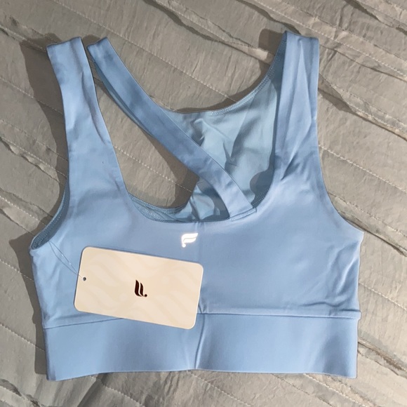 Fabletics Madelaine Petsch Collection - Picture 4 of 5